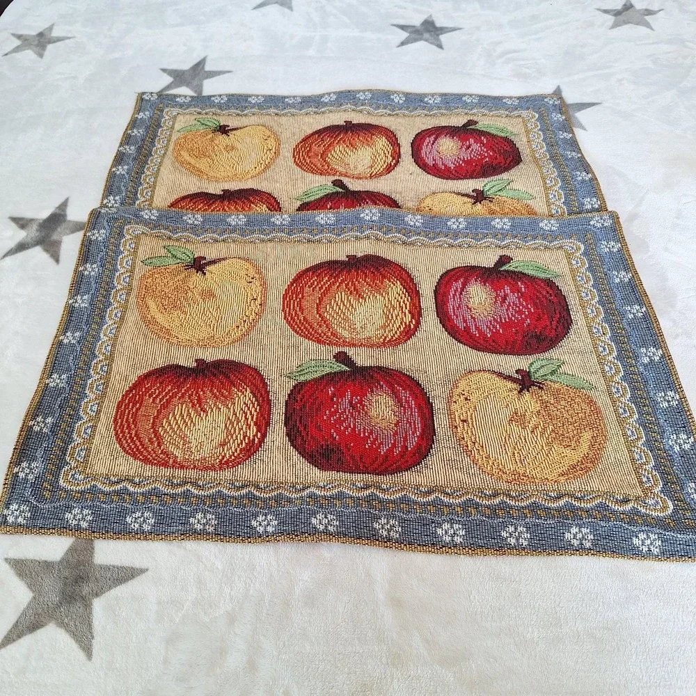 Vintage Apple Tapestry Placemats Set of 2 Farmhouse Kitchen Fruit 19x12.75